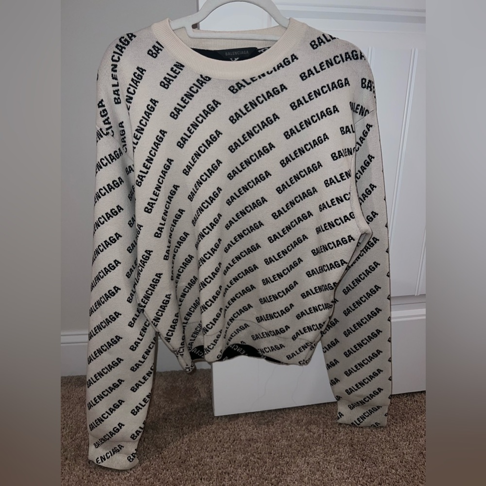 Balenciaga AUTHENTIC Sweater